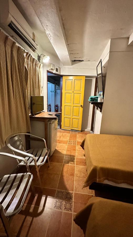 Relax Guest House Patong Luaran gambar
