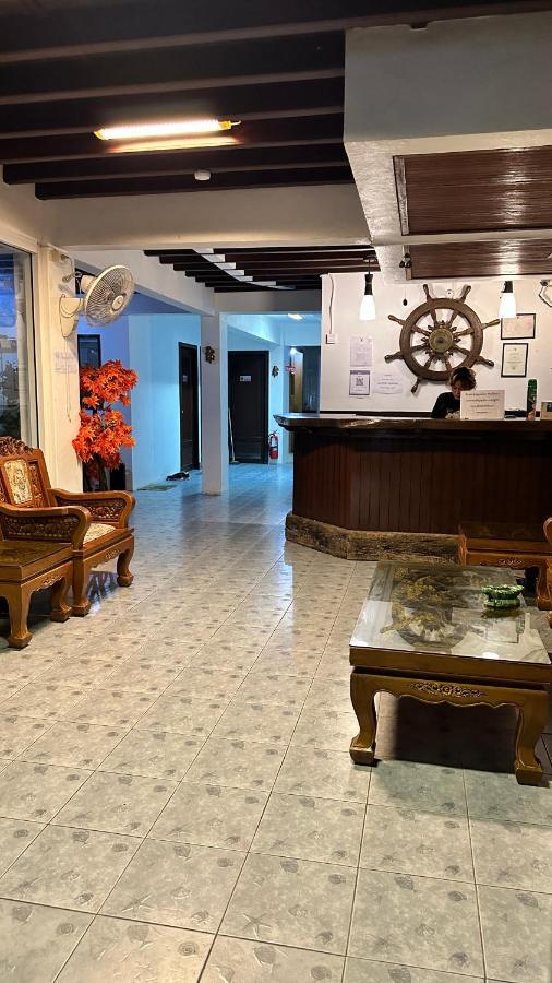 Relax Guest House Patong Luaran gambar