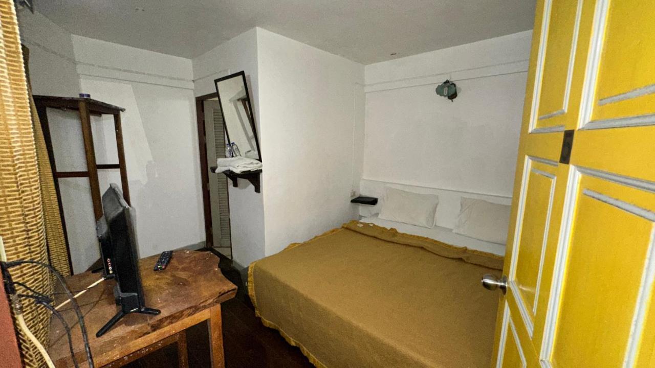Relax Guest House Patong Luaran gambar