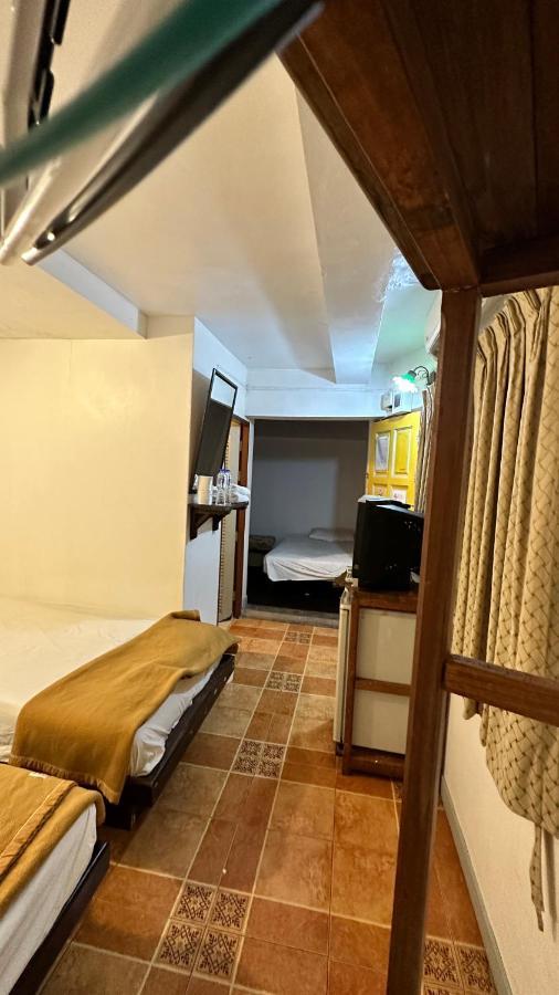 Relax Guest House Patong Luaran gambar