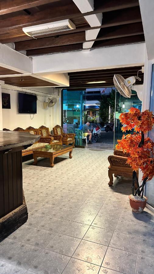 Relax Guest House Patong Luaran gambar