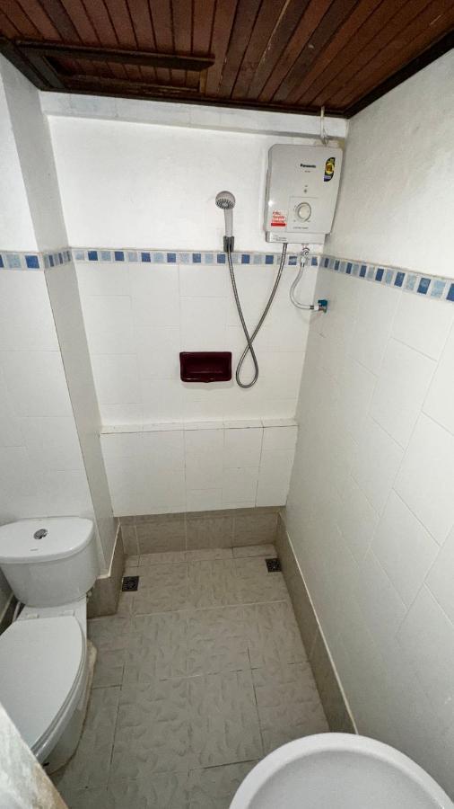 Relax Guest House Patong Luaran gambar