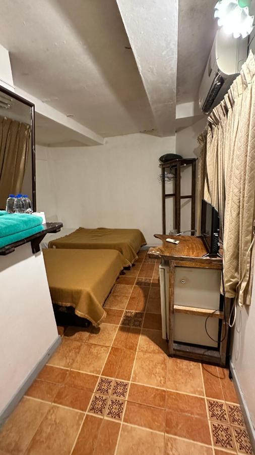 Relax Guest House Patong Luaran gambar